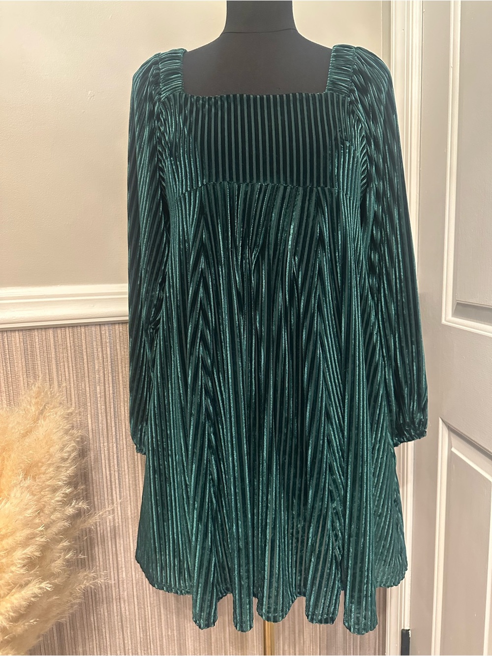 Emerald Green Velvet Burnout Stripe Mini Dress Puff Sleeve Size S